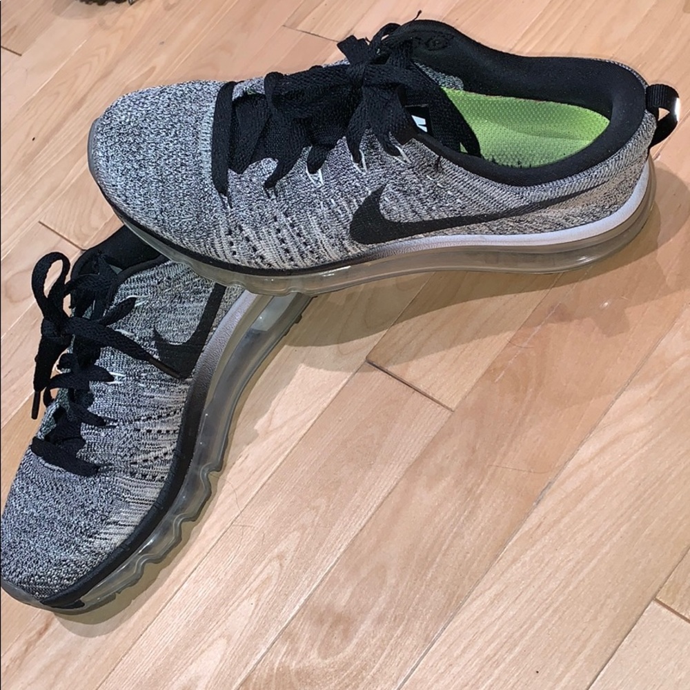Nike fly knit